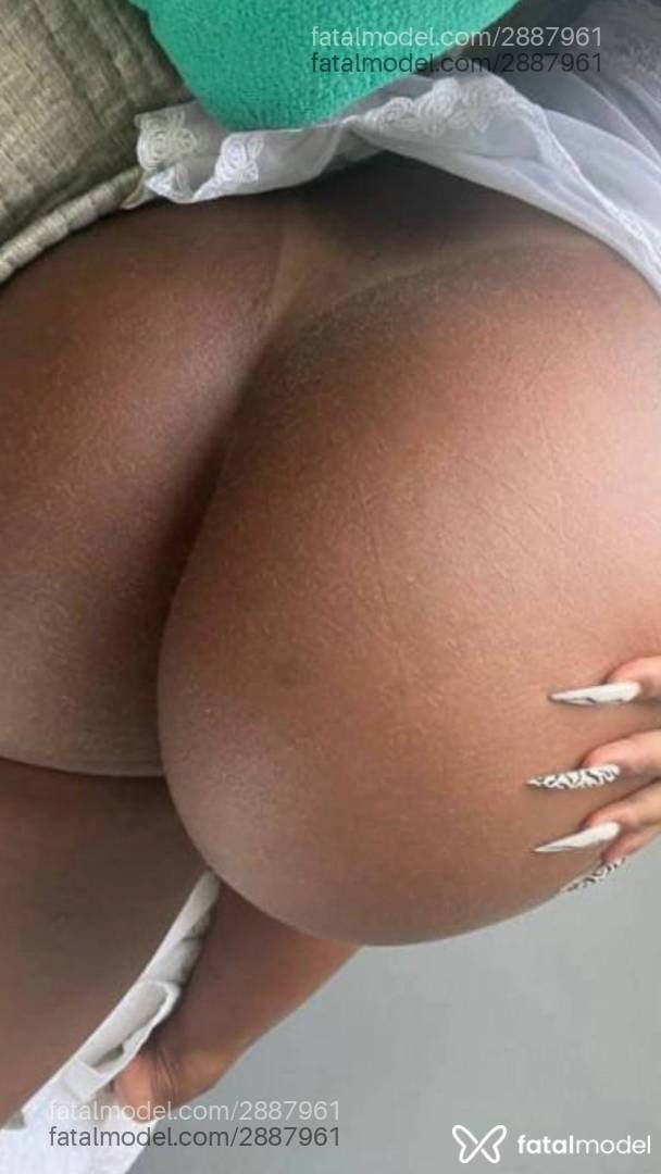 Acompanhante mulher morena (o) de olhos pretos - Bianca