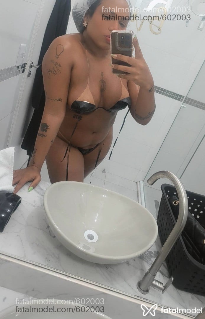 Acompanhante mulher trans morena (o) de olhos castanhos em Jundiaí - Jennifer Coelho