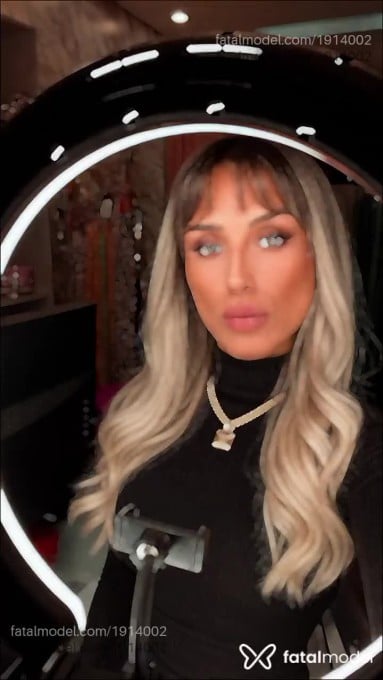 Acompanhante mulher trans ruiva (o) de olhos castanhos em São Paulo - Melinda blanc
