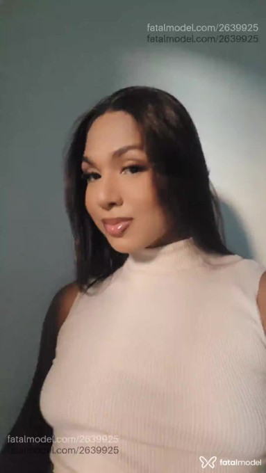 Acompanhante mulher trans com cabelo castanho de olhos castanhos em Virtual - Samanta