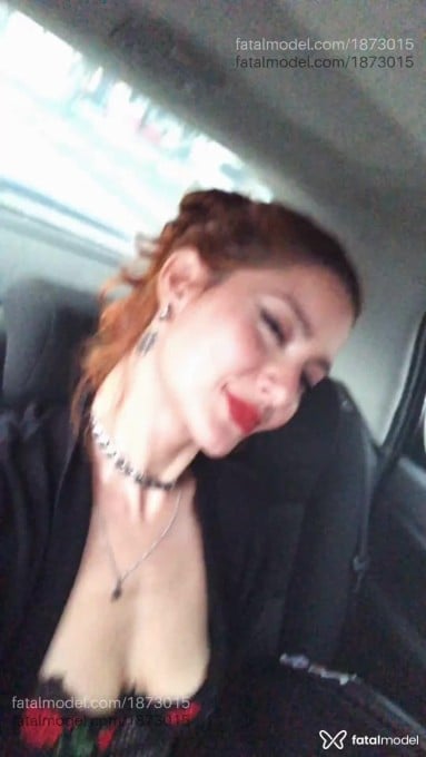 Acompanhante mulher ruiva (o) de olhos castanhos - FadinhaLee Acompanhante mulher ruiva (o) de olhos castanhos - FadinhaLee