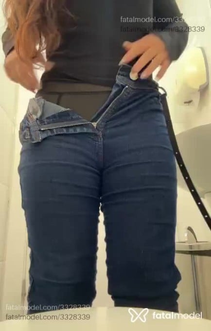 Acompanhante mulher com cabelo castanho de olhos mel em Virtual - Angel