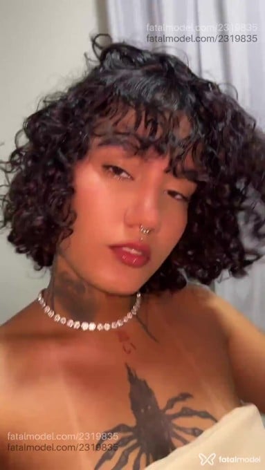 Acompanhante mulher morena (o) de olhos pretos em Rondonópolis - Kali