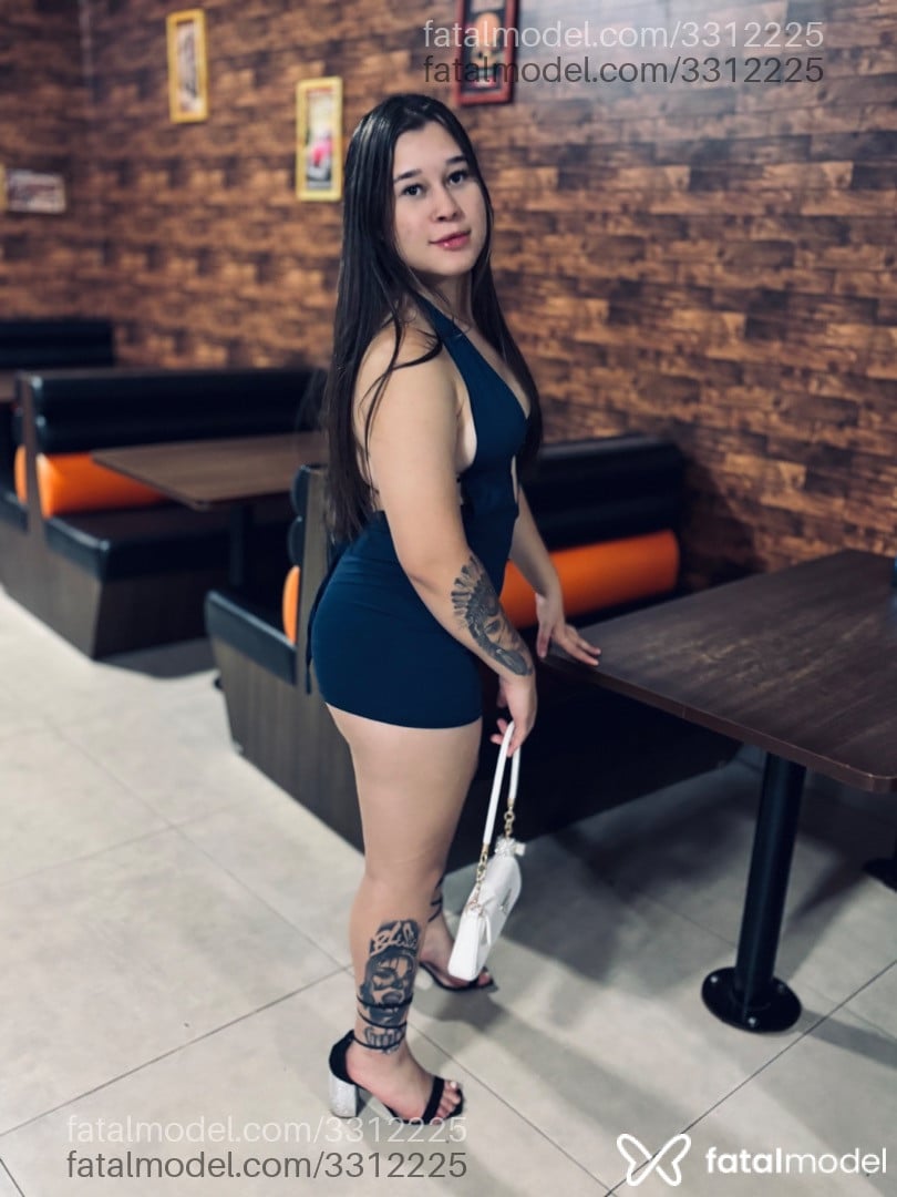 Acompanhante mulher com cabelo castanho de olhos castanhos em Tapurah - Bruna