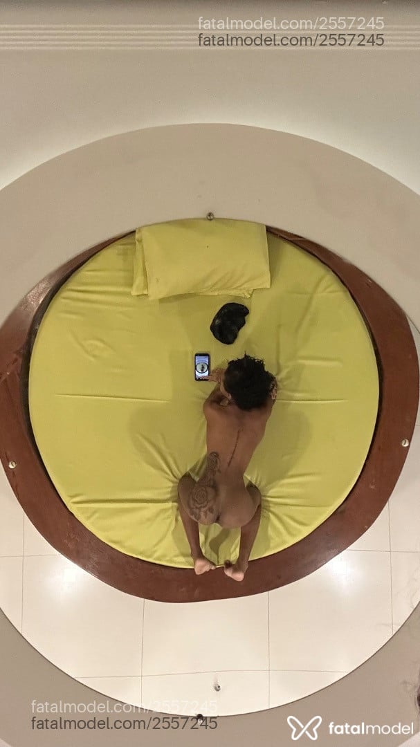 Acompanhante mulher trans morena (o) de olhos pretos em Itaperuna - Scarllett