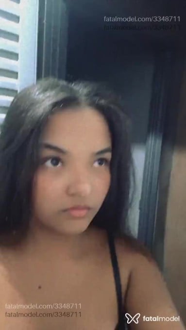Acompanhante mulher morena (o) de olhos pretos em Brasília Acompanhante mulher morena (o) de olhos pretos em Brasília - Saryne
