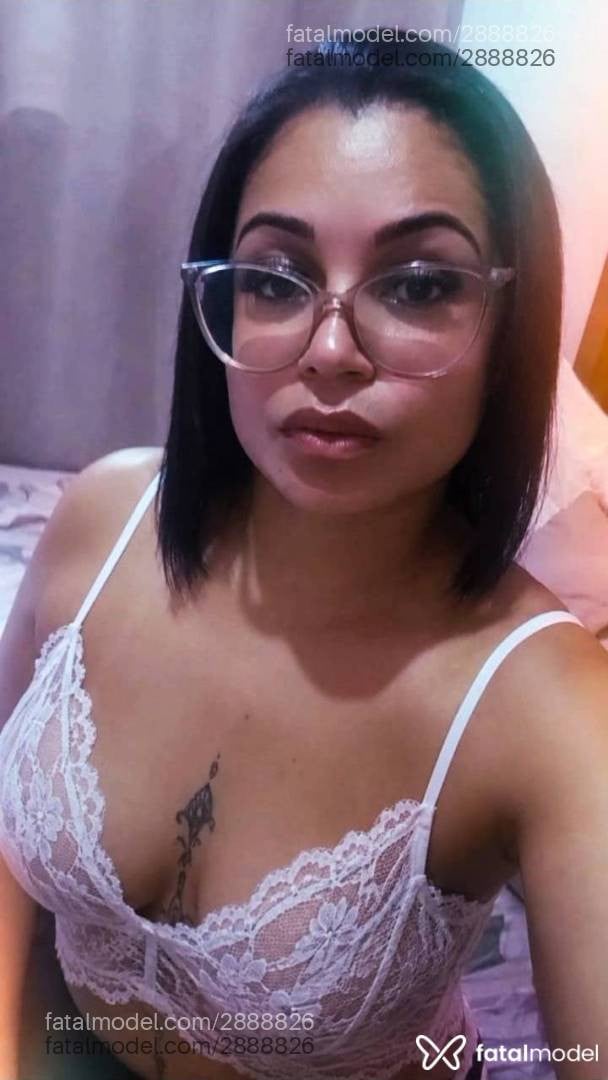 Acompanhante mulher morena (o) de olhos castanhos - Gaby
