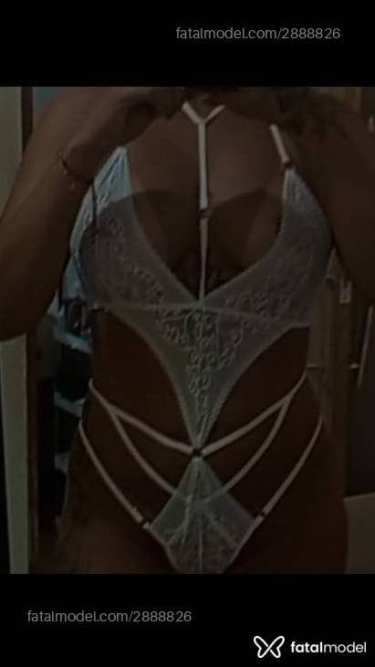 Acompanhante mulher morena (o) de olhos castanhos - Gaby