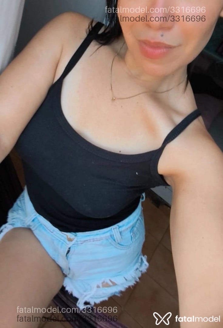 Acompanhante mulher morena (o) de olhos pretos em Lajeado - Maísa Guse