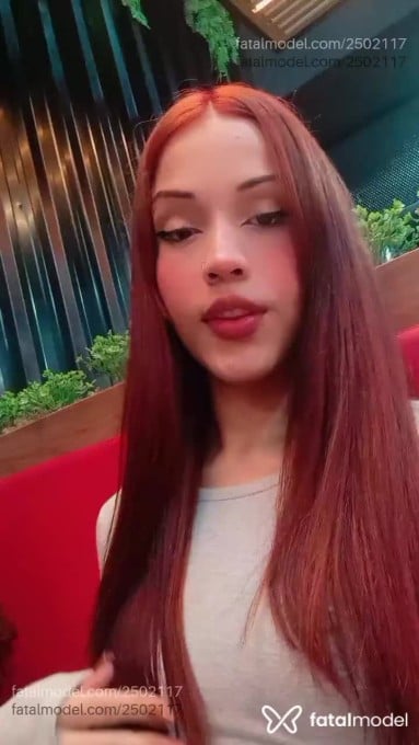Acompanhante mulher trans ruiva (o) de olhos castanhos em São Mateus do Sul - Angel Vitoria
