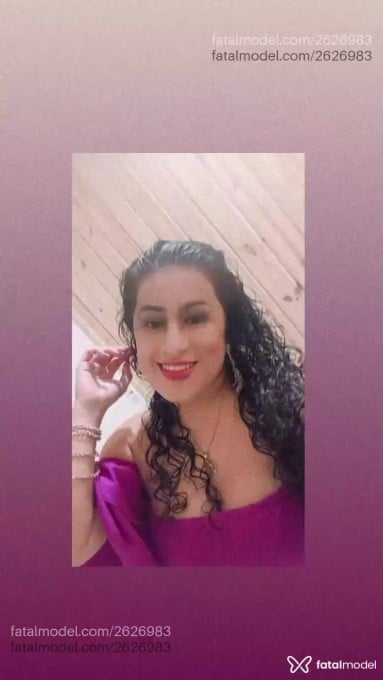 Acompanhante mulher morena (o) de olhos pretos em Realeza Acompanhante mulher morena (o) de olhos pretos em Realeza - Vanessa