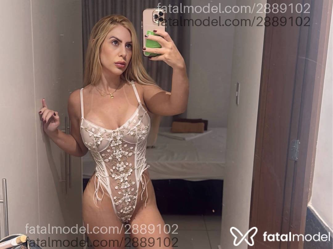 Acompanhante mulher loira (o) de olhos verdes - Lara Jordão