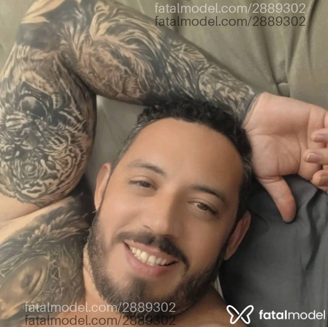 Acompanhante homem com cabelo castanho de olhos castanhos - Matteo Rodrigues