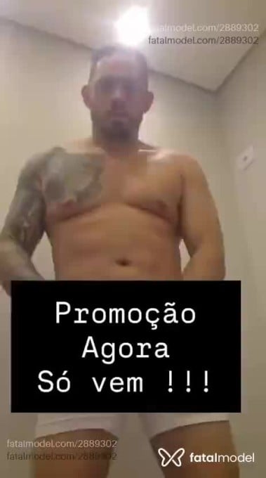 Acompanhante homem com cabelo castanho de olhos castanhos em Virtual - Matteo Rodrigues