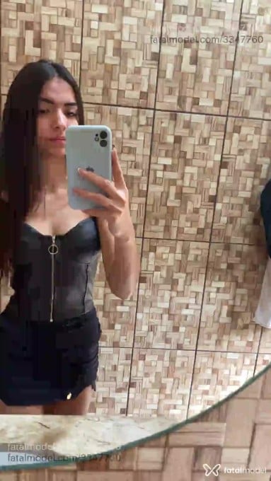 Acompanhante mulher com cabelo castanho de olhos castanhos em Ourinhos - Melissa Froes