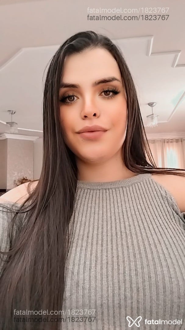 Acompanhante mulher trans morena (o) de olhos castanhos em Francisco Beltrão - Alicia