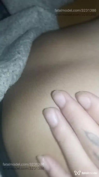 Acompanhante mulher trans morena (o) de olhos castanhos em Virtual - Borges