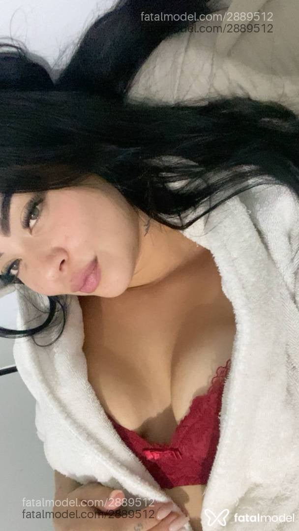Acompanhante mulher morena (o) de olhos mel - Kauany