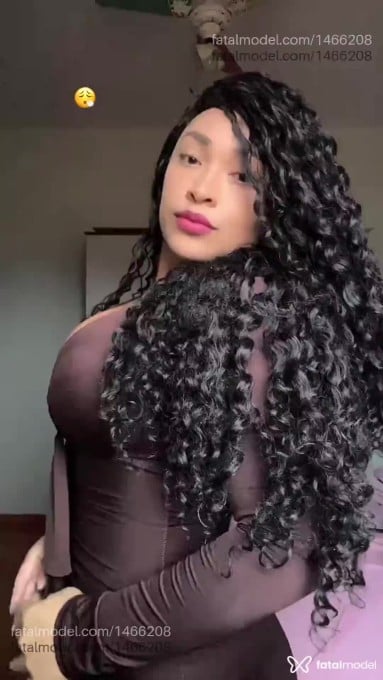 Acompanhante mulher loira (o) de olhos castanhos em Catanduva - Heloísa Oliveira