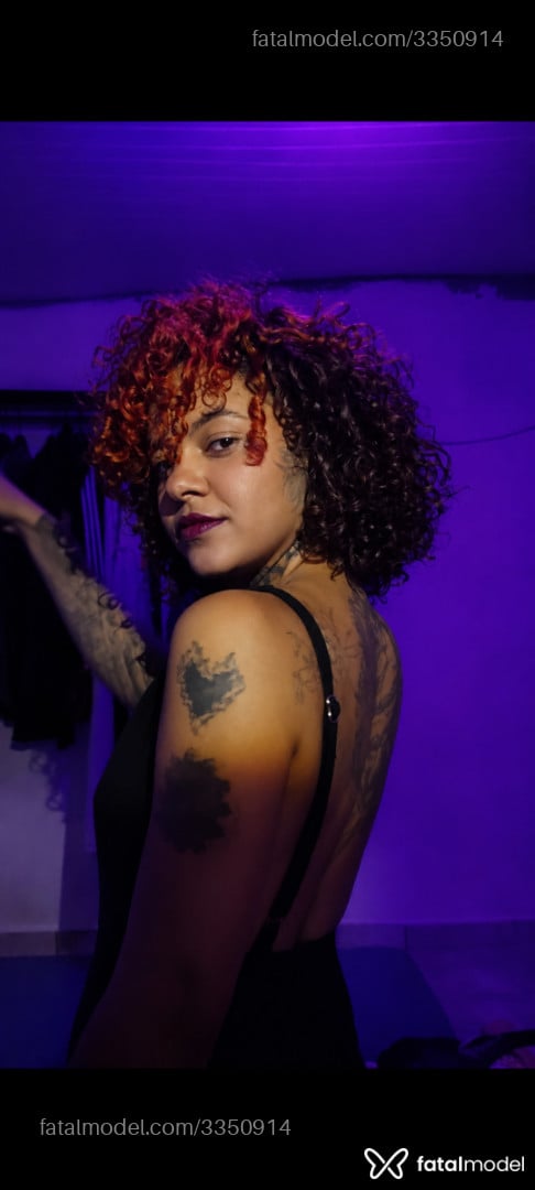 Acompanhante mulher com cabelo castanho de olhos castanhos em São José do Rio Preto Acompanhante mulher com cabelo castanho de olhos castanhos em São José do Rio Preto - Gibizinha