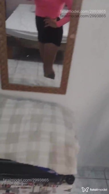 Acompanhante mulher com cabelo castanho de olhos mel em Pindamonhangaba - Sol