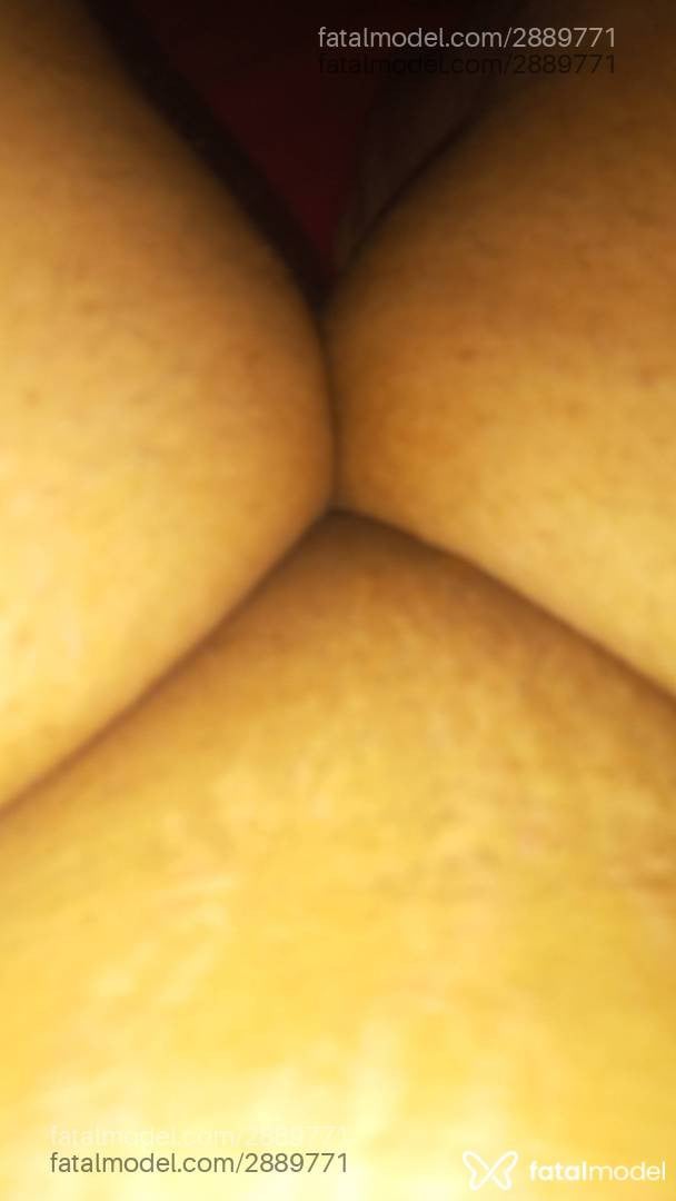 Acompanhante mulher com cabelo castanho de olhos castanhos - Bruninha