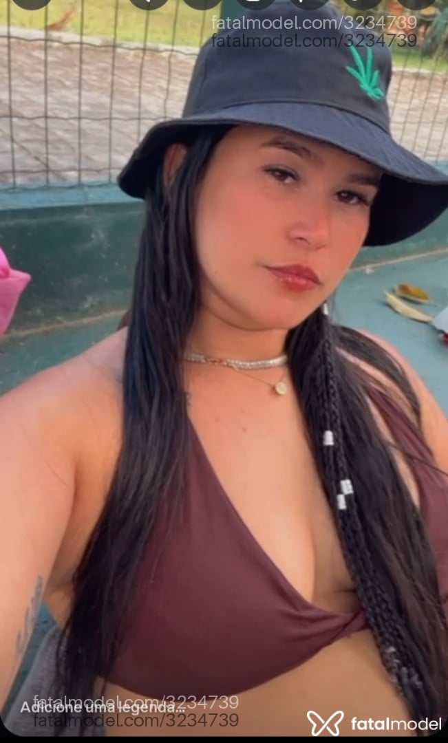 Acompanhante mulher morena (o) de olhos castanhos em Santa Cruz do Capibaribe - Carol