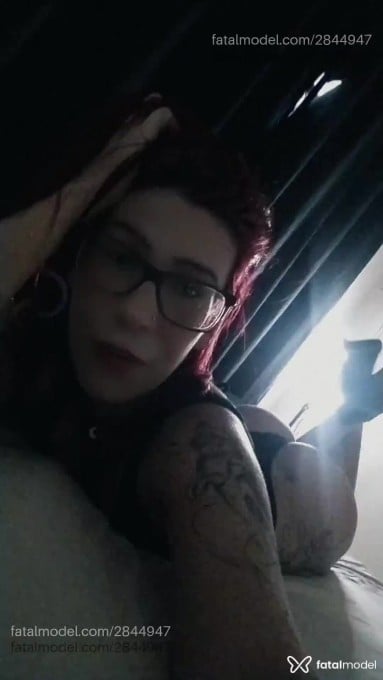 Acompanhante mulher ruiva (o) de olhos castanhos em Rio de Janeiro - Crystalpimenta
