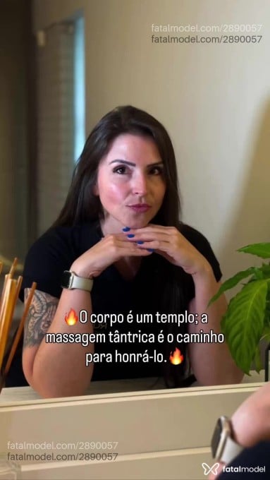 Acompanhante mulher com cabelo castanho de olhos castanhos em Porto Alegre - Mariane Hannecker