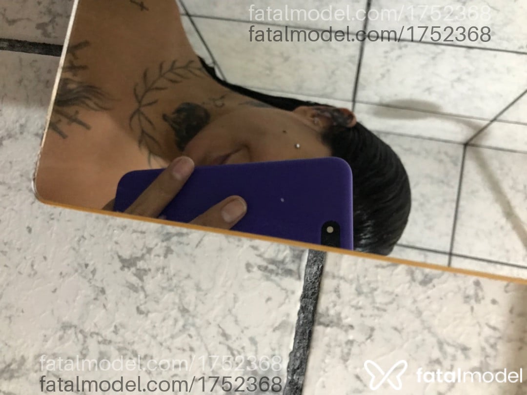 Acompanhante mulher morena (o) de olhos castanhos em Porto Velho - Garota vip