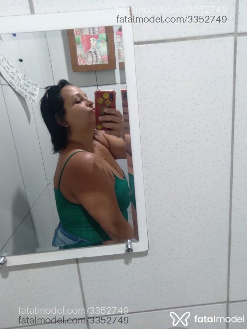 Acompanhante mulher morena (o) de olhos castanhos em Contagem - Erica