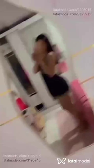 Acompanhante mulher com cabelo castanho de olhos castanhos em Osasco - Julia