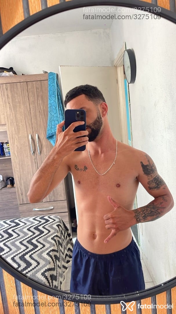Acompanhante homem morena (o) de olhos pretos em Rio de Janeiro - Ricardinho