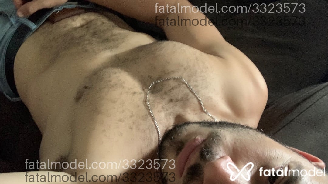 Acompanhante homem com cabelo castanho de olhos castanhos em Osasco - Virgo