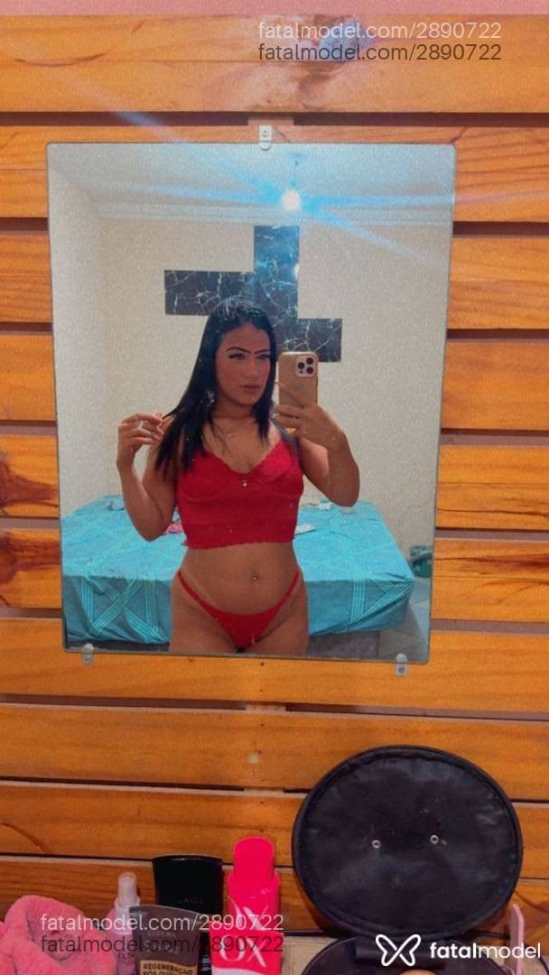 Acompanhante mulher com cabelo castanho de olhos castanhos em Macaé - Sabrina