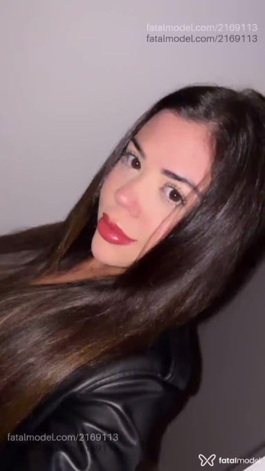 Acompanhante mulher morena (o) de olhos castanhos em São Paulo - Larissa