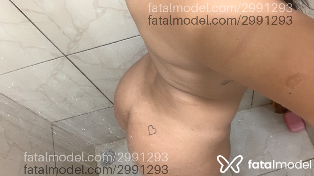 Acompanhante mulher morena (o) de olhos castanhos em São Paulo Acompanhante mulher morena (o) de olhos castanhos em São Paulo - Jenymorena