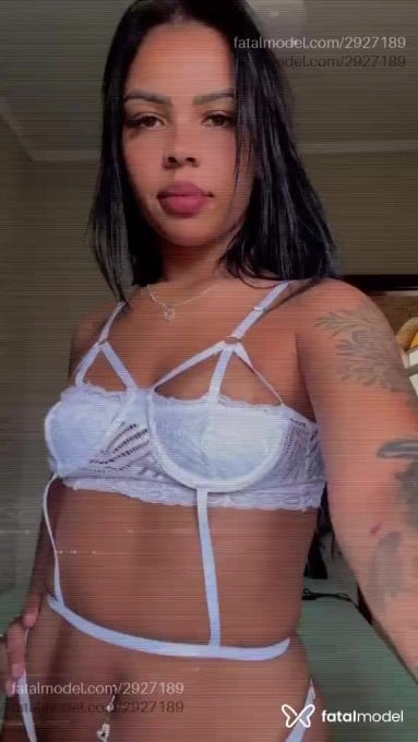 Acompanhante mulher morena (o) de olhos castanhos em Belo Horizonte Acompanhante mulher morena (o) de olhos castanhos em Belo Horizonte - Samantha