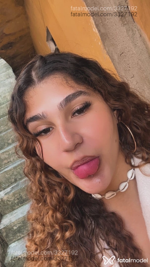 Acompanhante mulher trans morena (o) de olhos castanhos em Virtual - Ayra Alves