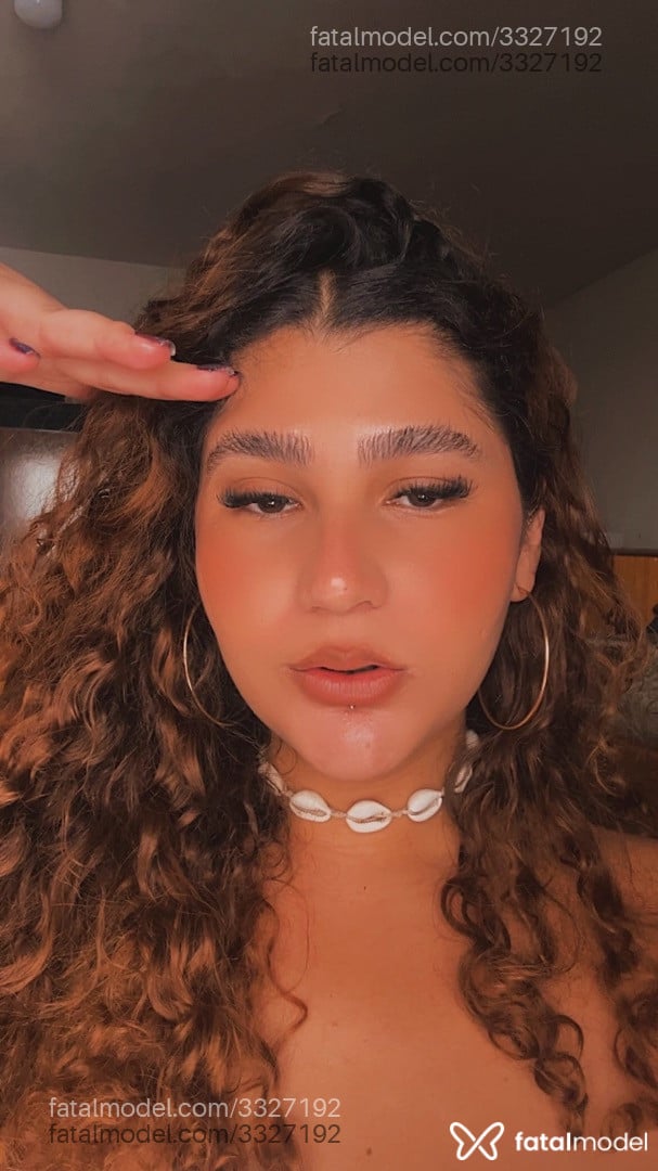 Acompanhante mulher trans morena (o) de olhos castanhos em Virtual - Ayra Alves