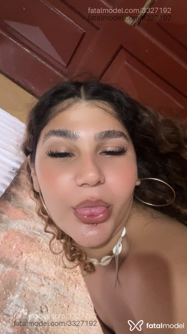 Acompanhante mulher trans morena (o) de olhos castanhos em Virtual - Ayra Alves