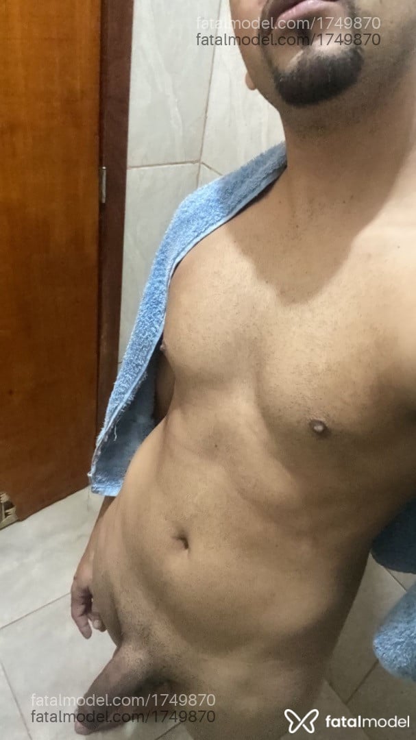 Acompanhante homem morena (o) de olhos castanhos em Rio das Ostras Acompanhante homem morena (o) de olhos castanhos em Rio das Ostras - Rodrigo Marques