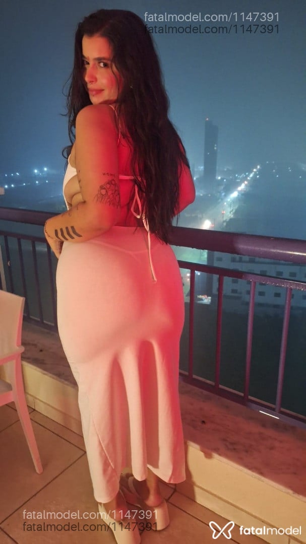 Acompanhante mulher com cabelo castanho de olhos castanhos em Fortaleza - Hells Nicky