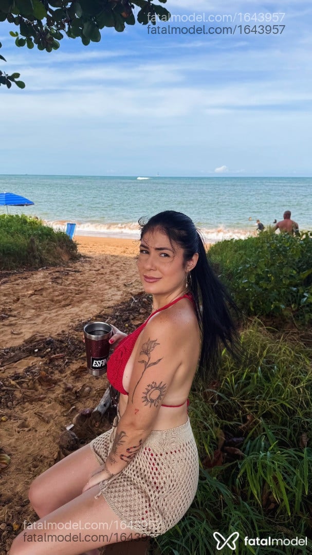 Acompanhante mulher morena (o) de olhos castanhos em Vila Velha - Anny