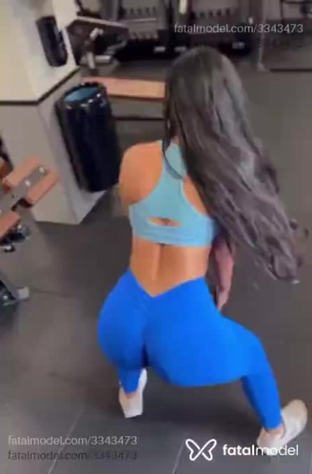 Acompanhante mulher morena (o) de olhos verdes em Virtual - Larissa Maciel