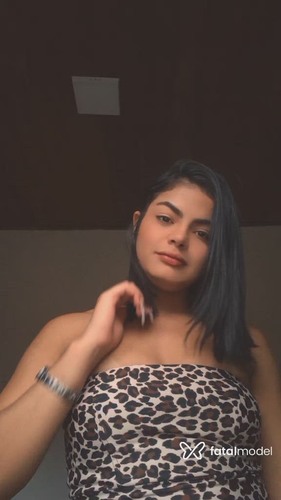 Acompanhante mulher morena (o) de olhos castanhos - Mel Mendes