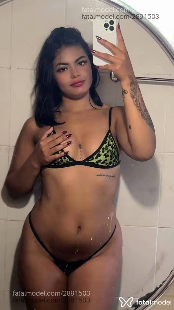 Acompanhante mulher morena (o) de olhos castanhos - Mel Mendes