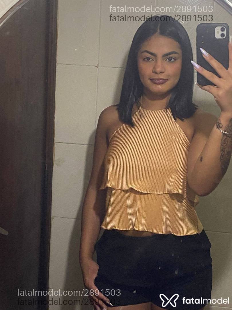 Acompanhante mulher morena (o) de olhos castanhos - Mel Mendes