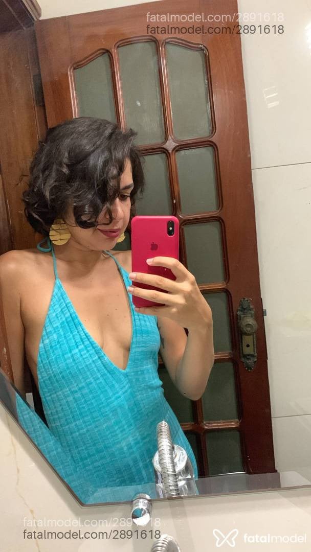Acompanhante mulher com cabelo castanho de olhos mel em Belém - Santos