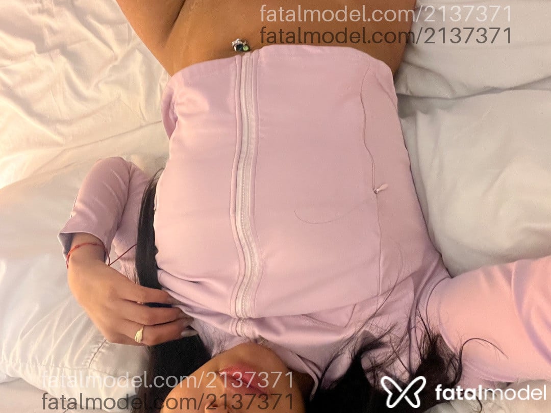 Acompanhante mulher com cabelo castanho de olhos pretos em São Paulo - Thayane Anahí
